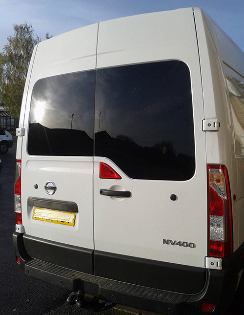 Left Privacy Back Door Glass for Renault Master (2010-2023) / Vauxhall Movano (2010-2021) / Nissan NV400 (2010 onwards) / Nissan Interstar (2022-2023)