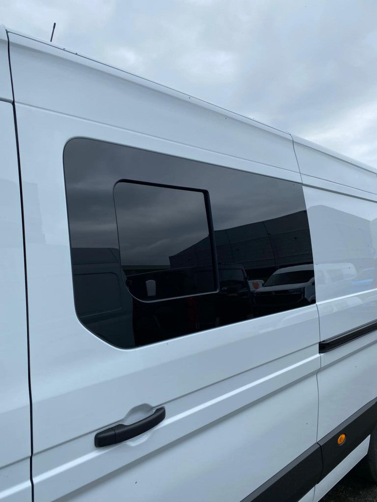Left Privacy Front Opening Glass for Renault Master (2024>) / Nissan Interstar (2024>)