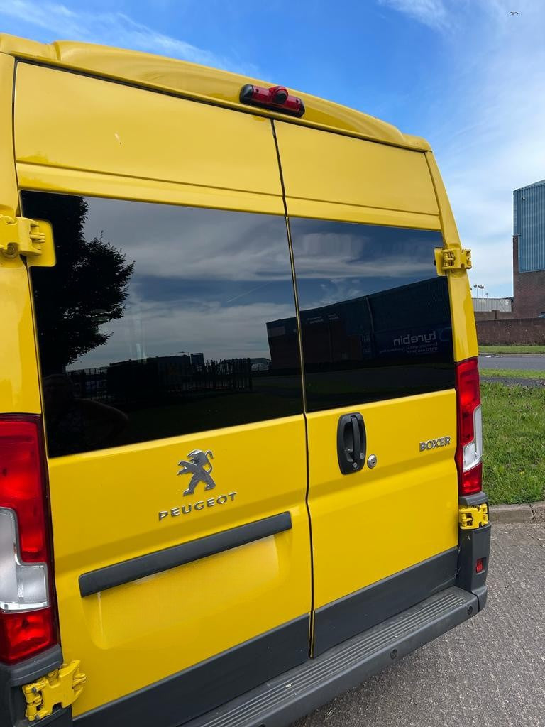 Back Privacy Left Glass for Peugeot Boxer (2006>) / Fiat Ducato (2006>) / Citroen Relay (2006>) / Vauxhall Movano (2021>)